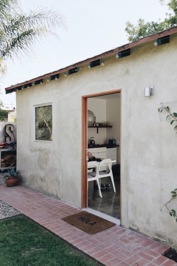 This photo shows the exterior of the detached garage that has been partially converted to a guest house or 'casita' in Phoenix. All that is left to be done at this stage is some improvements to the appearance of the exterior walls of the guest house converted from a garage.